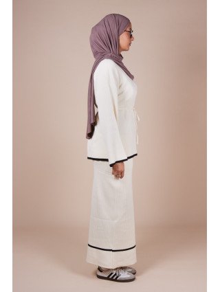 Ensemble jupe maille côtelée ceinture crème