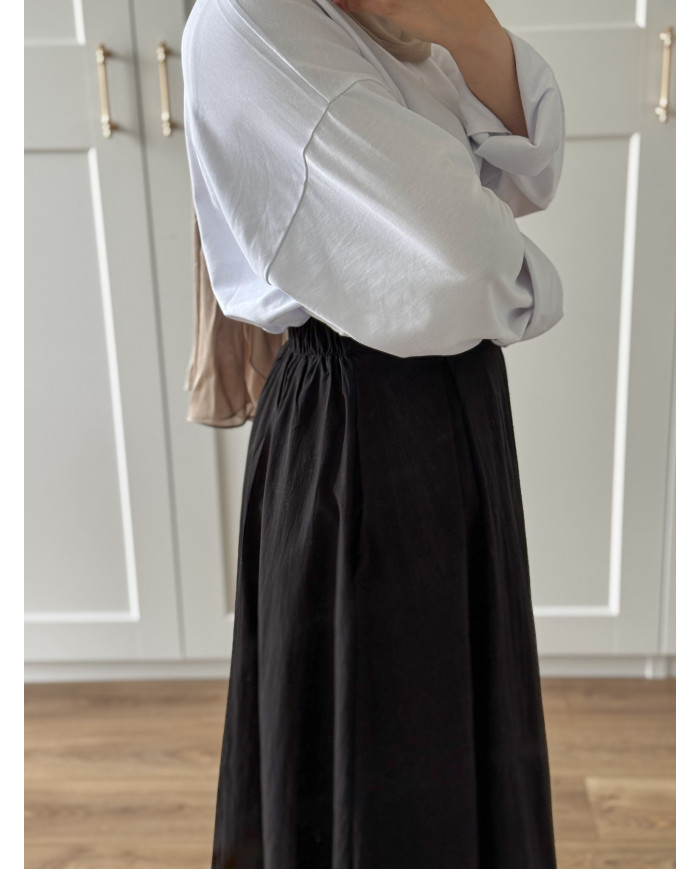 Jupe trapèze noire longue en coton – doublée avec poches