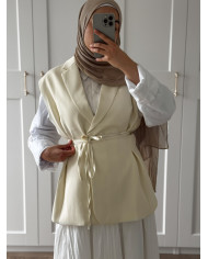 Blazer sans manches écru cintré – Élégant, doublé & structuré | Sanastyle