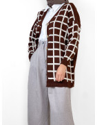 CARDIGAN MARRON À CARREAUX