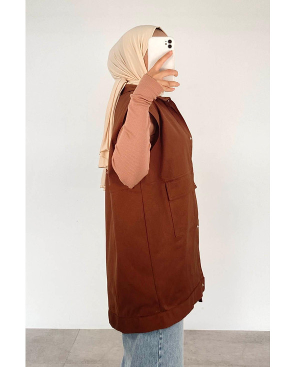 VESTE MILITAIRE SANS MANCHE MARRON